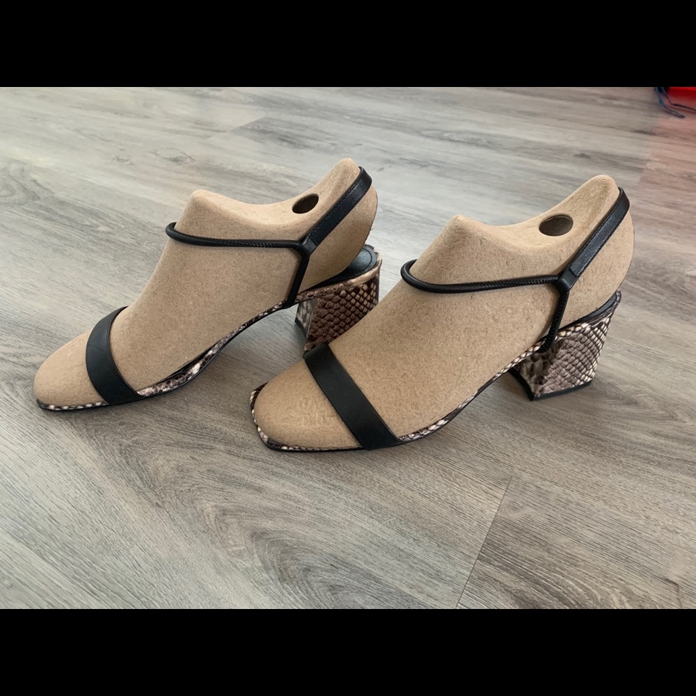 Marc Fisher snakeskin heels!